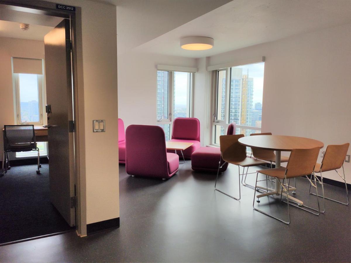 Toronto Metropolitan University-Daphne Cockwell Complex Residence מראה חיצוני תמונה