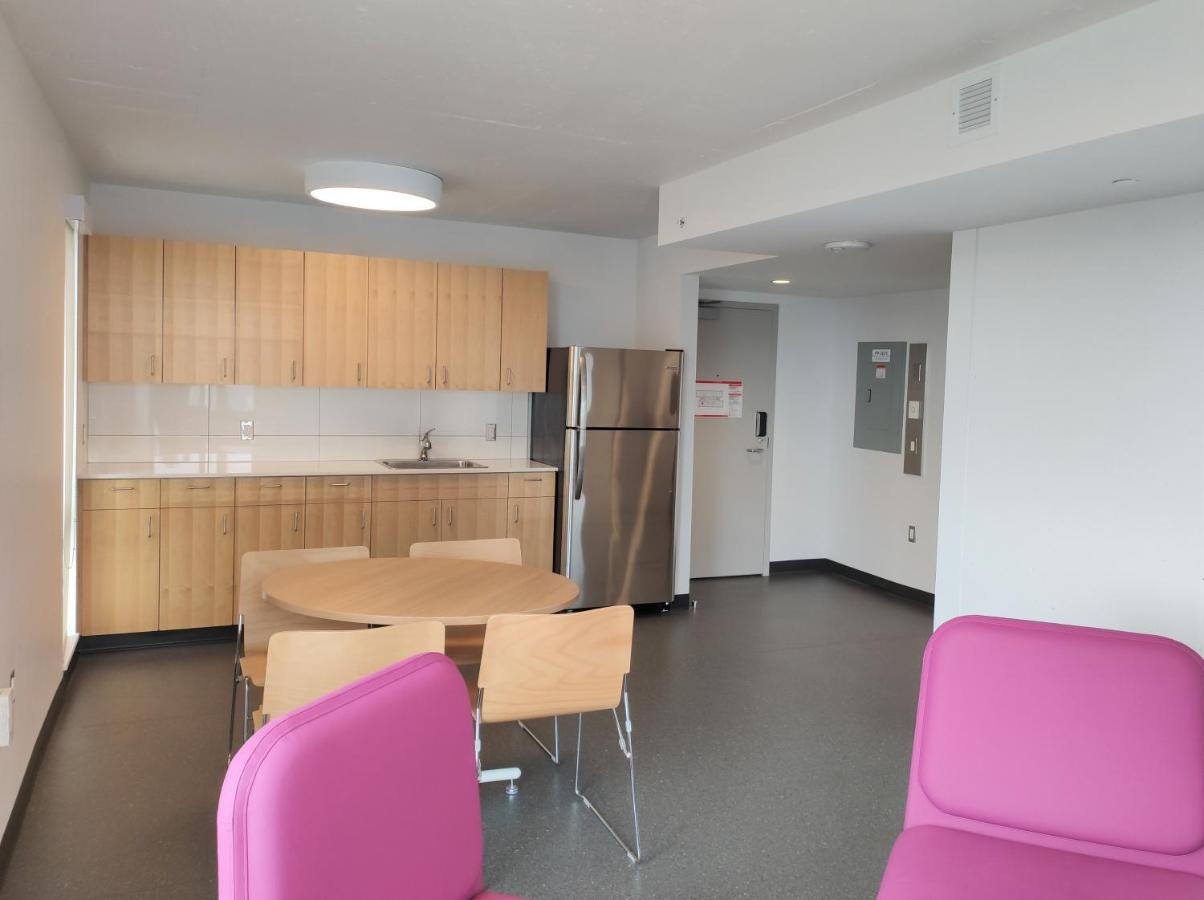 Toronto Metropolitan University-Daphne Cockwell Complex Residence מראה חיצוני תמונה