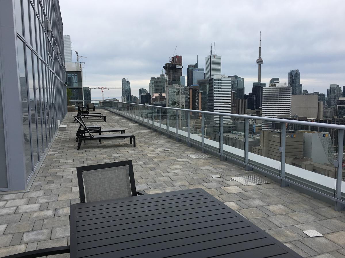 Toronto Metropolitan University-Daphne Cockwell Complex Residence מראה חיצוני תמונה