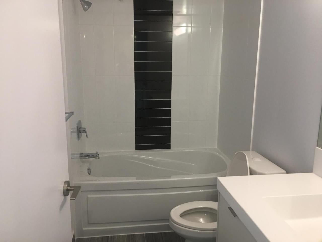 Toronto Metropolitan University-Daphne Cockwell Complex Residence חדר תמונה