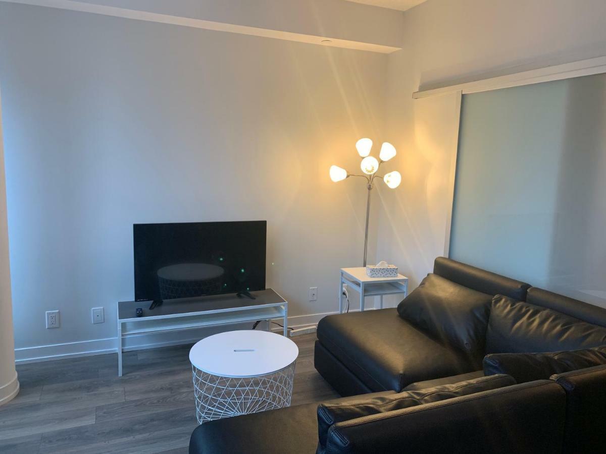Toronto Metropolitan University-Daphne Cockwell Complex Residence מראה חיצוני תמונה